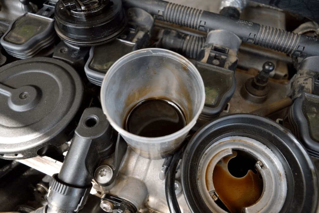 Как правильно промывать двигатель при замене масла - Полезная информация